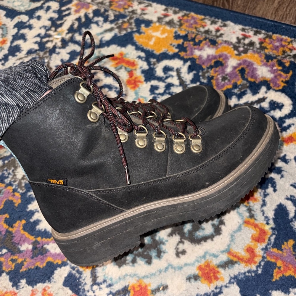 Womens Black Teva Midform Leather  Boots 8.5